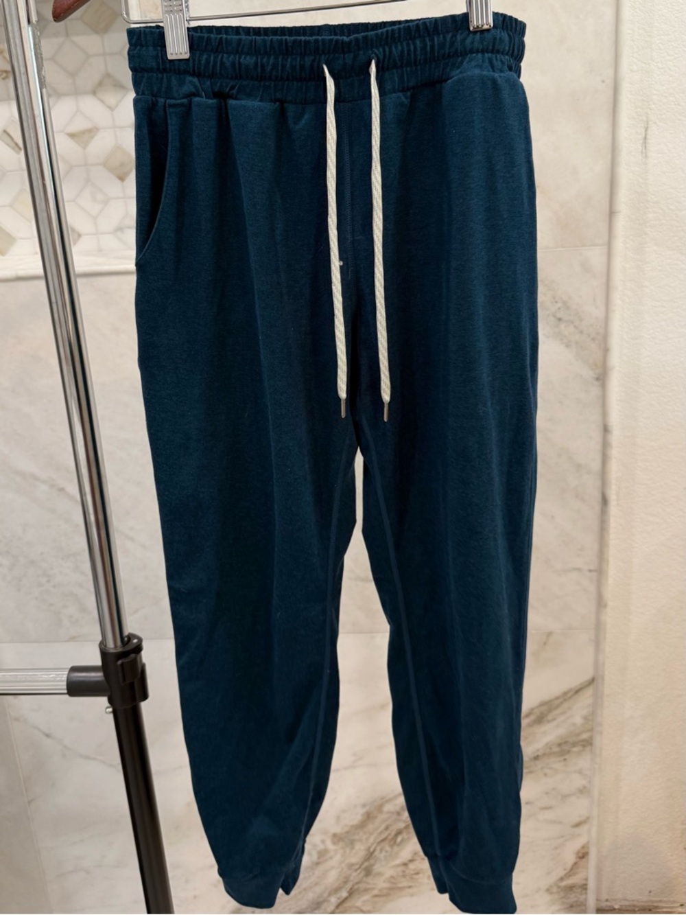 Vuori Joggers XS in Blue Coast Heather - Picture 2 of 2